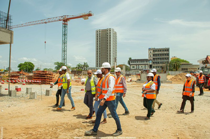 Visite du Comité d'Administration au Centre des Affaires Maritimes à Cotonou